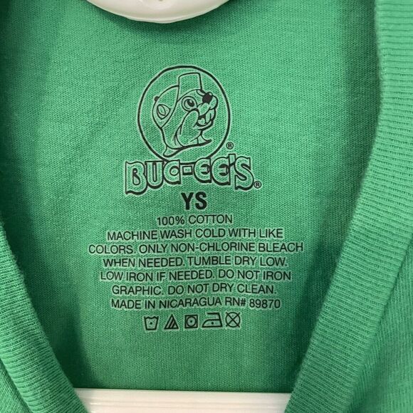 Buc-ee’s Youth T-shirt St. Patrick’s Day YS Small Let The Shenanigans Begin - Picture 6 of 8